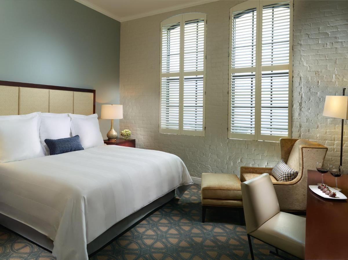 Hotel Riverfront Nueva Orleans